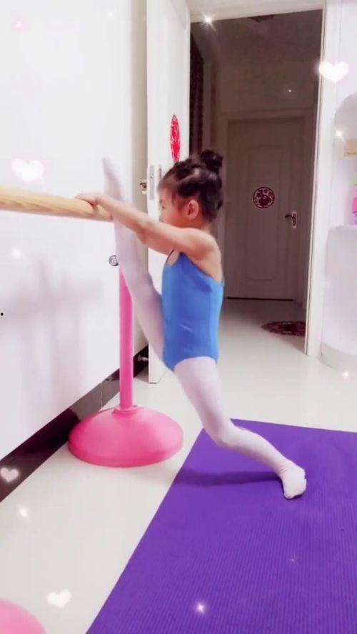 成人自己练劈叉好吗视频,安全入门与技巧解析