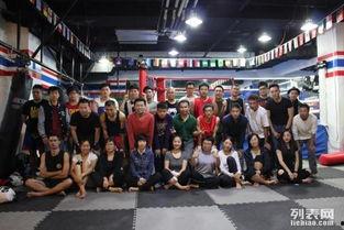 成人拳击班视频大全播放,热血挥洒，强身健体