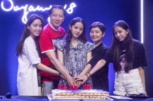 生日宴成人礼花絮视频,温馨花絮背后的成长瞬间